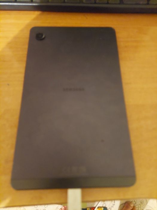 Планшет Samsung galaxy tab5 original sim ка вставляется