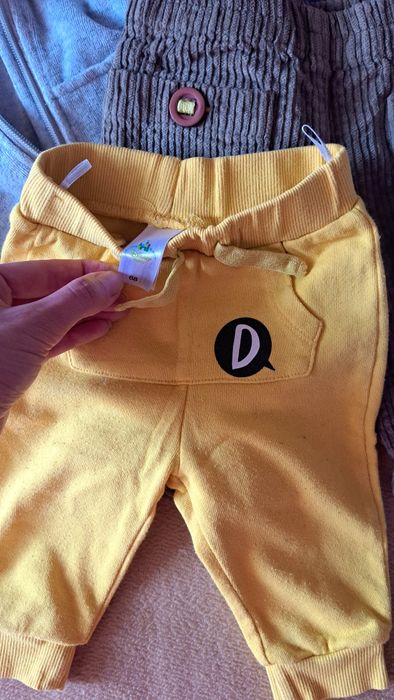 Pantaloni pentru bebe!