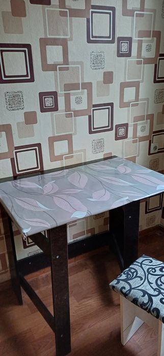 Продам складной столик