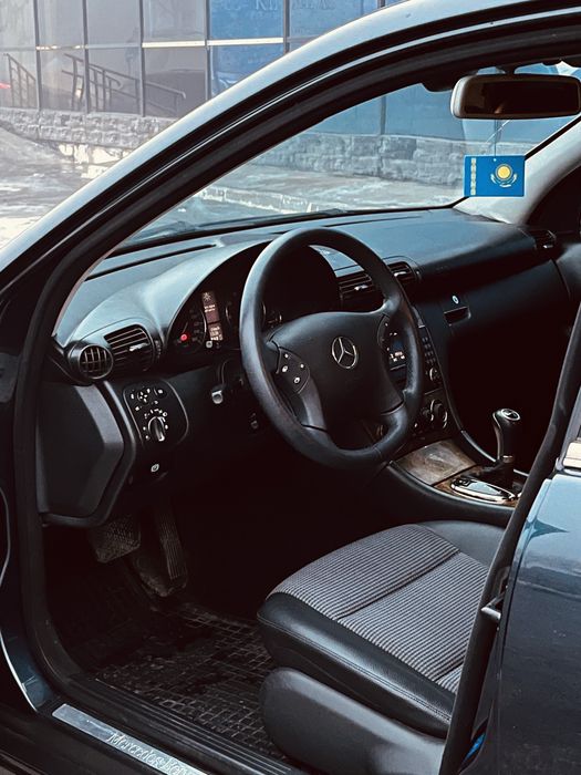Mercedes c-klass ресталинг