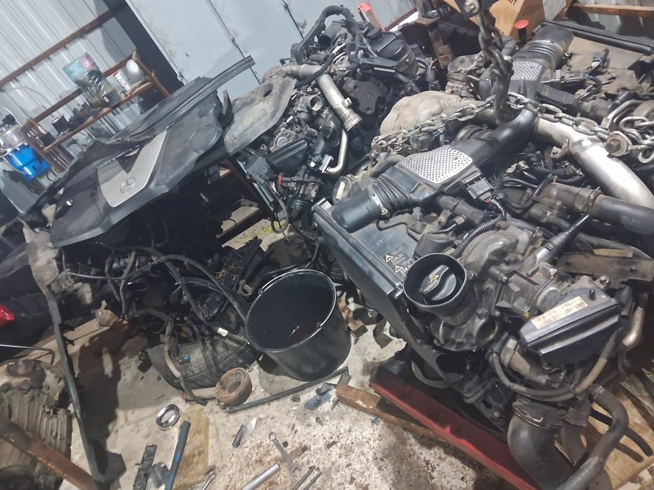 Motoare , galeri , injectoare , turbo mercedes v6