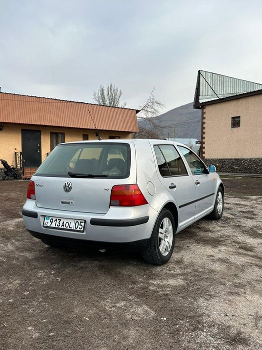 Volkswagen golf 4