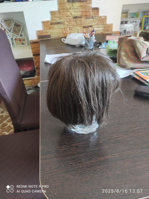 Натуралный парик