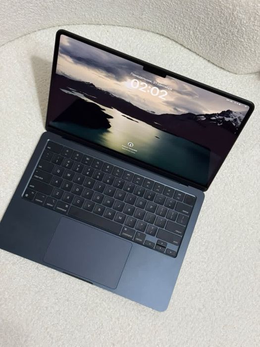 macbook air 8/256gb 93%
