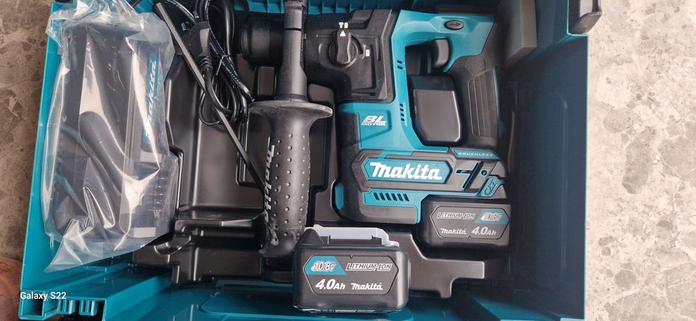 Makita rotopercutor pe acumulator,curent