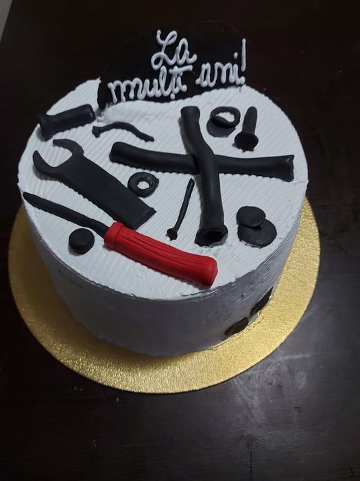 Torturi la comandă