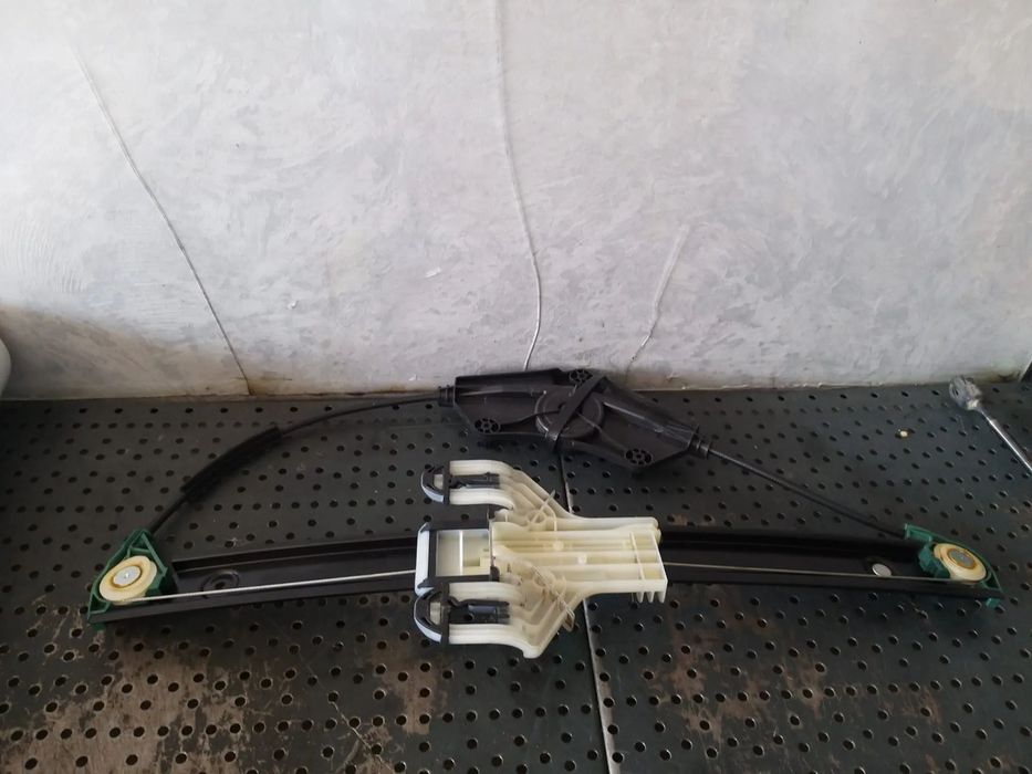 Macara geam electric dreapta spate audi a3 8y 8y0839462 e04195100