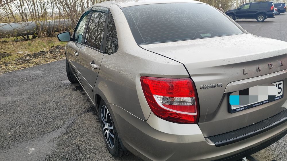 Продам Гранту FL.