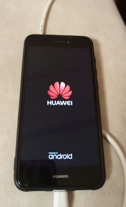 Продам андроид Хуавей р8