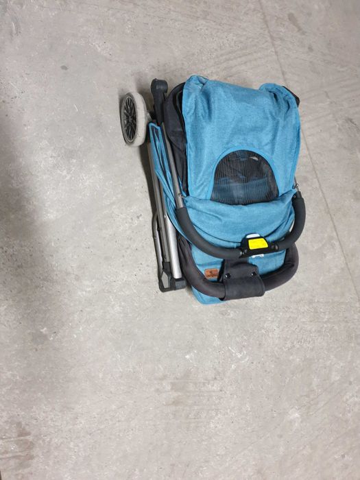 Продавам сгъваема детска количка Lorelli- FIONA