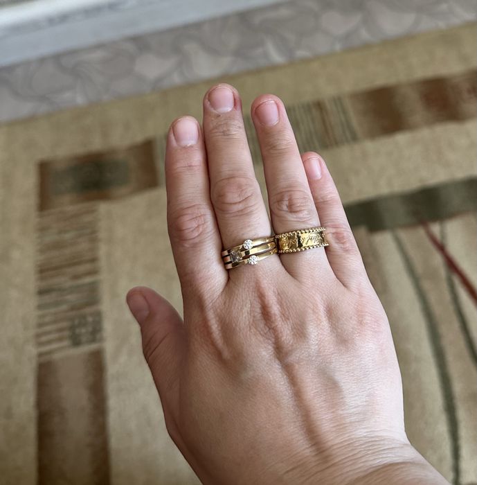 Браслет сатылады 7.4грамм 585проба 355000тг