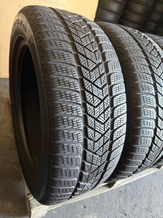 4 anvelope iarna 235/55/19 Pirelli DOT 2023!