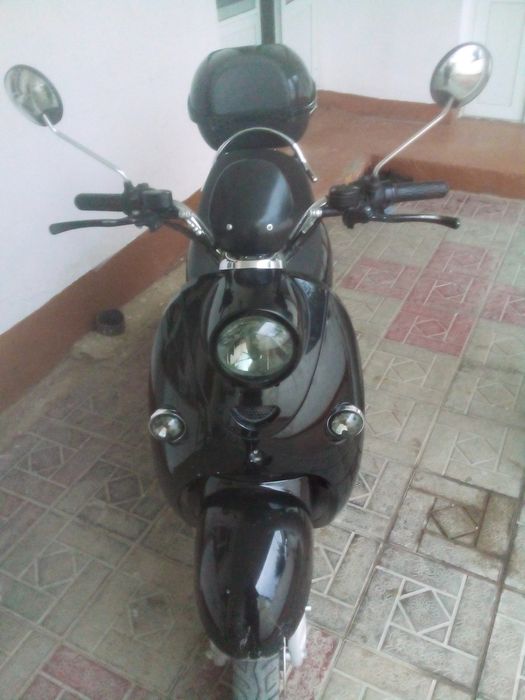 Сроочно мопед сотилади,  холати идеал тел килиглар нархини келишамиз