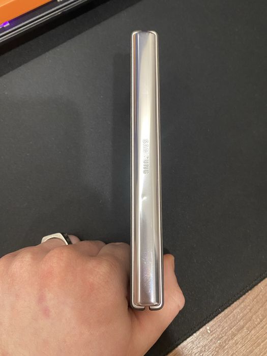 Samsung fold 3 12/512гб