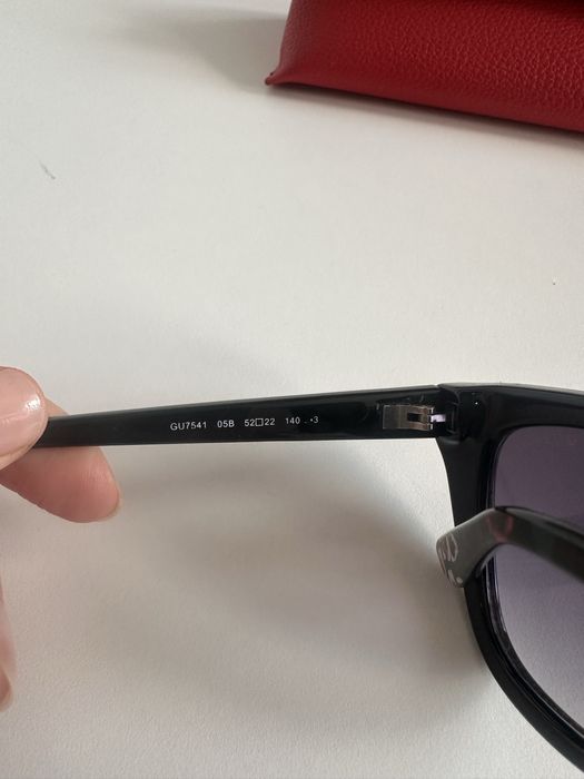 Слънчеви очила guess