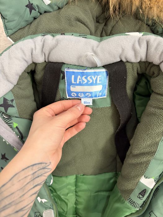 Продам комбинезон зимний