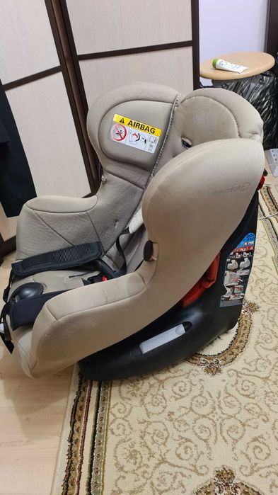 Столче за кола Bebeconfort Iseos Neo+