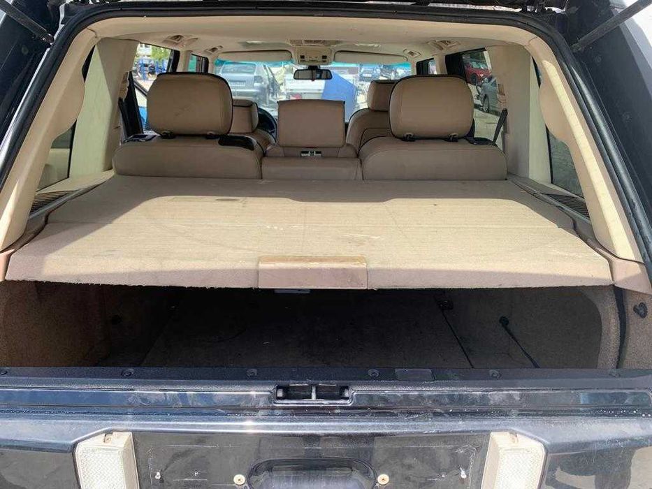 Dezmembrez Range Rover Vogue 4.4i L322 volan stanga/haion vogue/
