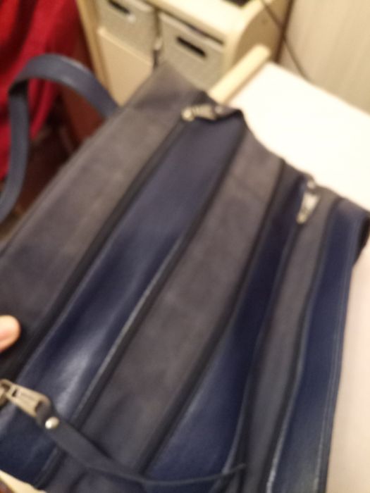 Дамска чанта тъмноси