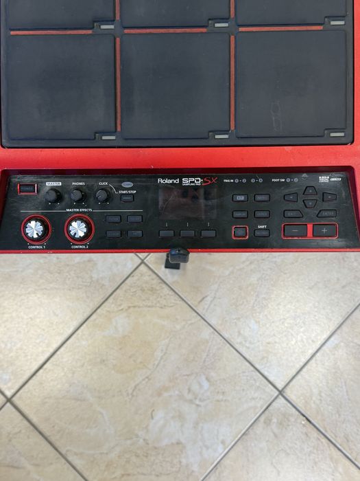 Продавам пад за барабани Roland SPD-SX