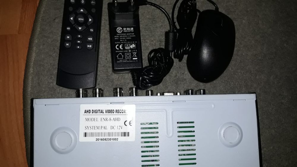 DVR  Hybrid AHD ENR-8AHD + HDD 1TB (telecomanda-mouse-alimentator 220)