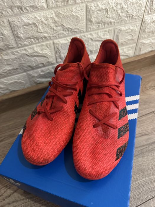 Бутонки Adidas Predator Freak.3 FG