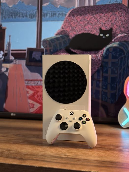 Xbox Series S 512Gb в отличном состоянии
