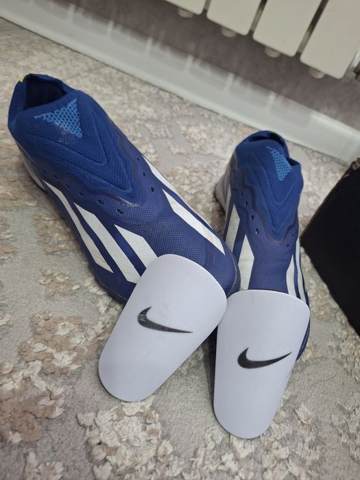 Сороконожки Adidas crazy fast