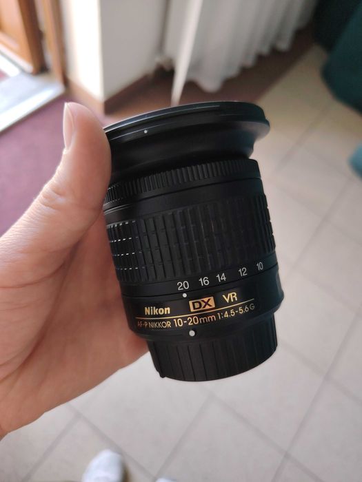 Obiectiv foto Nikon AF-P 10-20mm VR DX