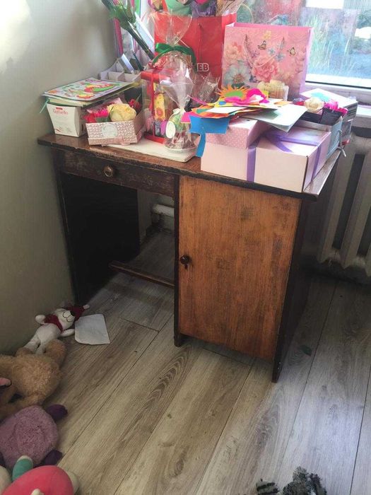 продам письменный стол