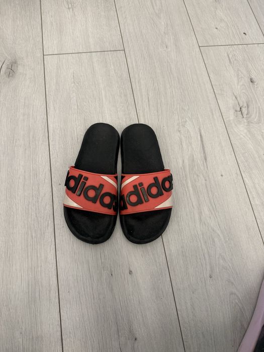Оригинальные Бутсы Nike и Шлепанцы Adidas
