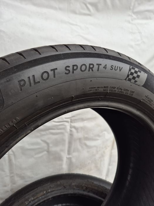 4бр 235 55 19 Michelin  летни - 20г