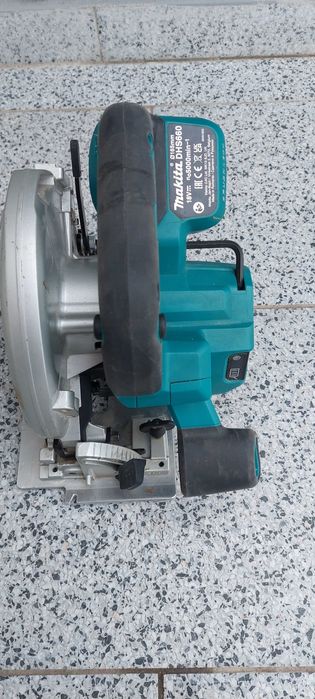 Circular de mana makita 18 v