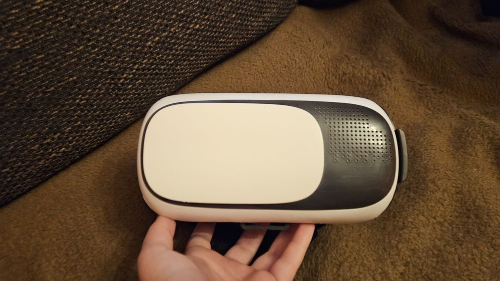 Adaptor pentru telefoane VR