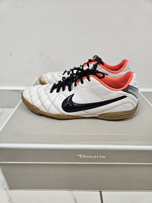 Ghete fotbal  nike tiempo sală futsal sintetic
