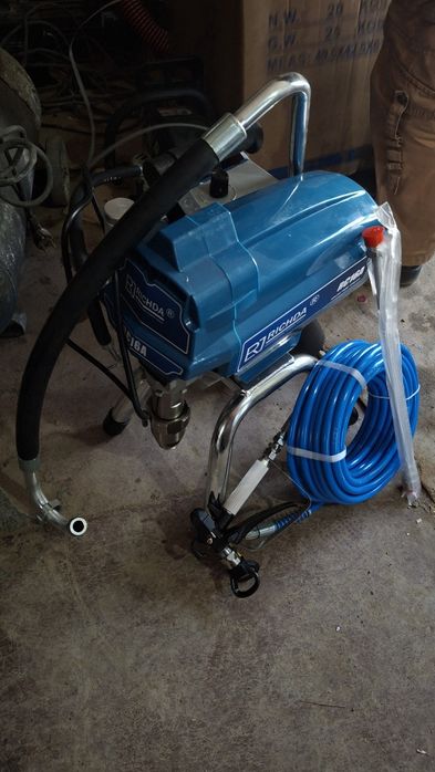 Воздушно красочный апарат