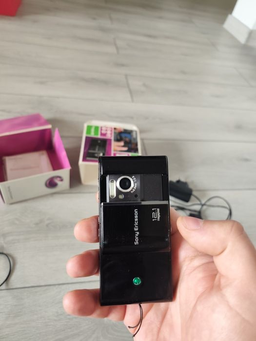 Sony Ericsson Satio U1i