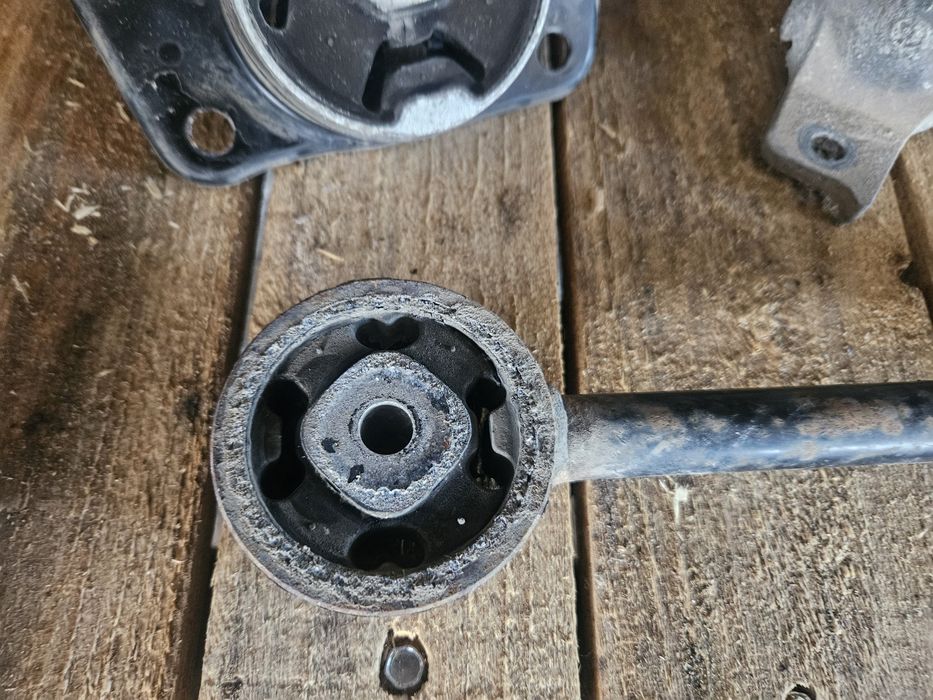 Tampoane motor cutie antibalans Smart Forfour