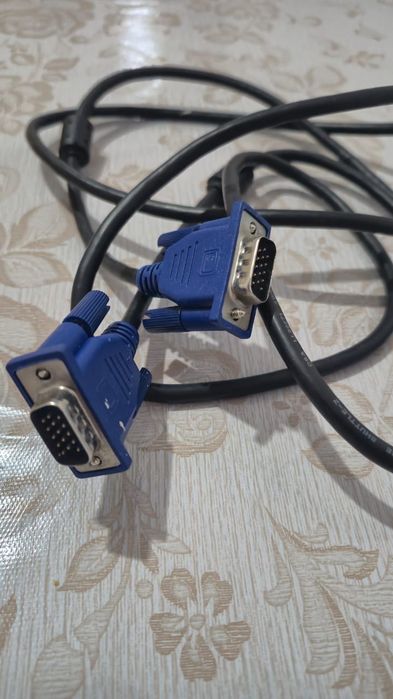 Мышка, компьютерные шнуры