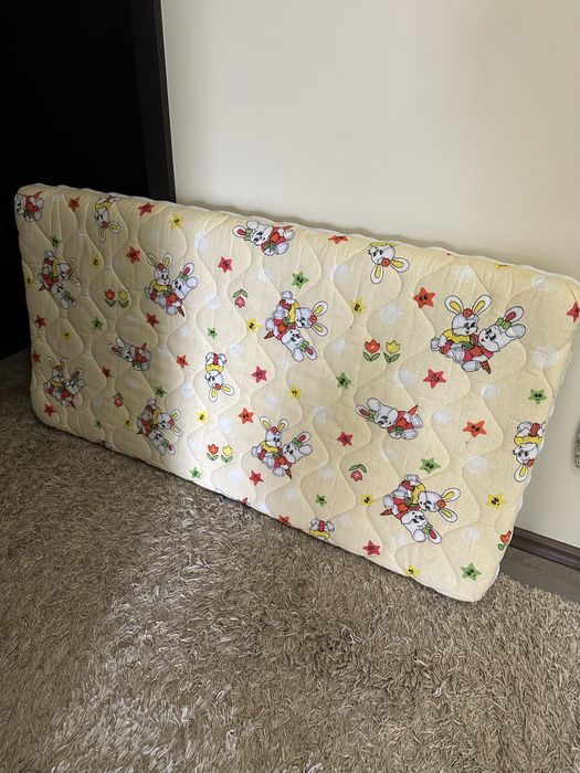 Бебешко креватче с матрак - Много добро състояние