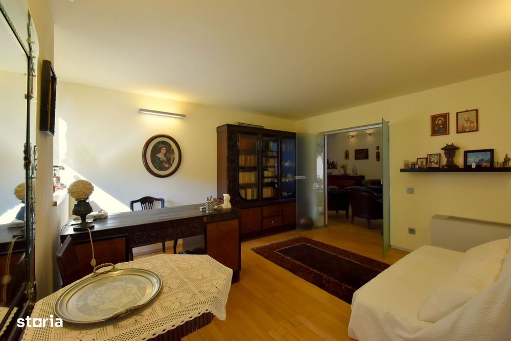 Resedinta cu arhitectura aparte si eleganta discreta