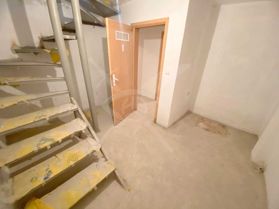 Продава се Двустаен апартамент в Пловдив, Кючук Париж - 109 кв.м за 1010 €/кв.м - Снимка #4