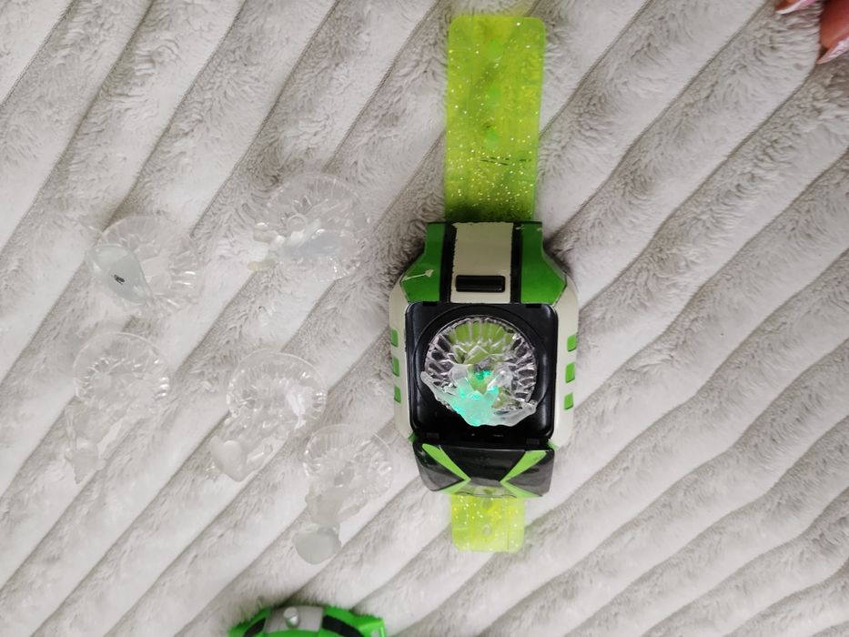 Часовници на Бен тен/Ben 10