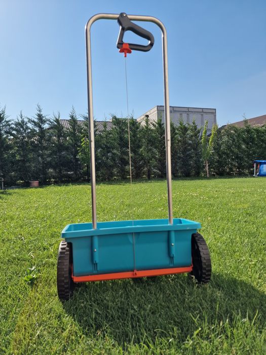Dispozitiv împrăștiere îngrășământ, semințe gazon Gardena