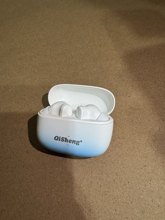 Продам наушники все новые