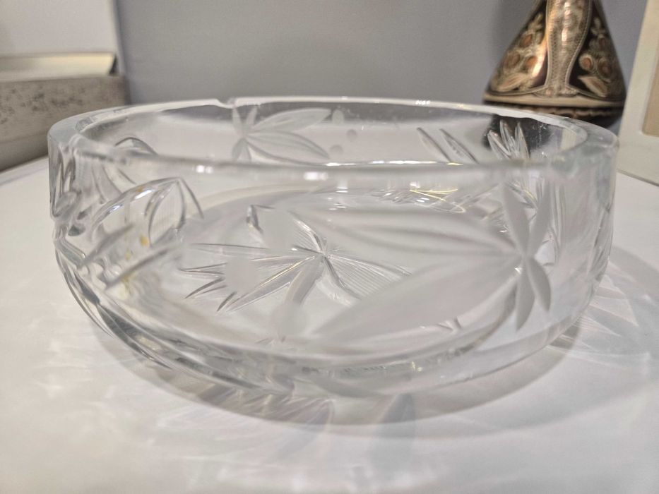 Голям кристалепен пепелник