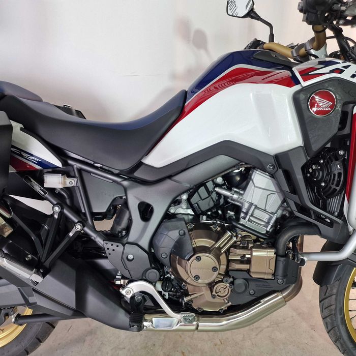 Motocicleta Honda Africa Twin DCT ABS | H03231 | motomus.ro