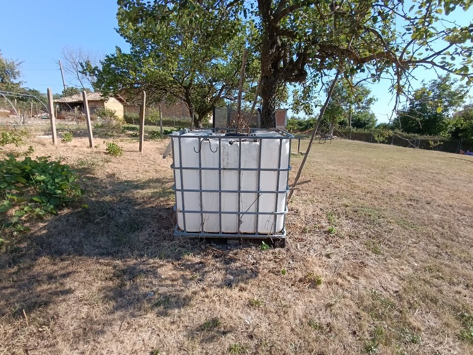 Бидон за вода 1000 литра