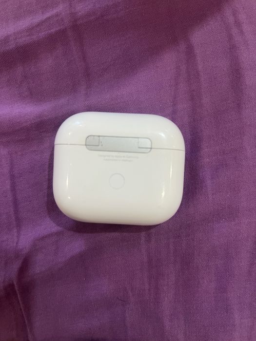 Продам Air Pods 3