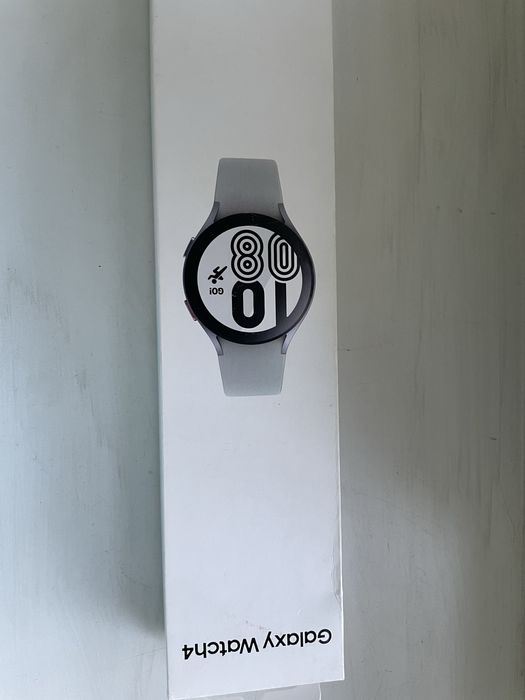 Samsung galaxy watch 4-44 в идеальном состоянии